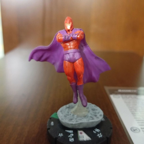 Heroclix Magneto miniature like new