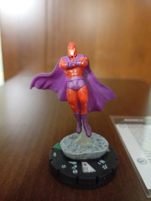 Heroclix Magneto miniature like new