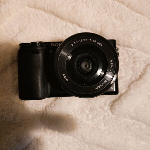 Sony a6000 camera like new
