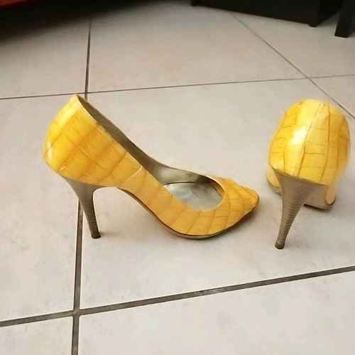 Zelios Collection peep toe heels like new, yellow with orange details, size 36