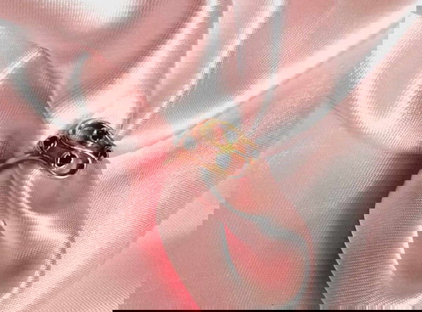 Нежен дамски пръстен  със златно покритие