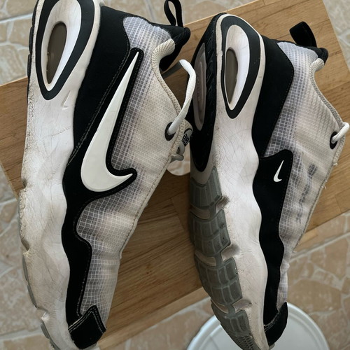 Nike Air Max Nova white athletic shoes size 40
