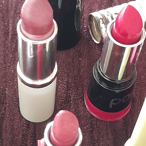 Lipsticks used, pack of 6 with Clinique, Pixi, Liposan