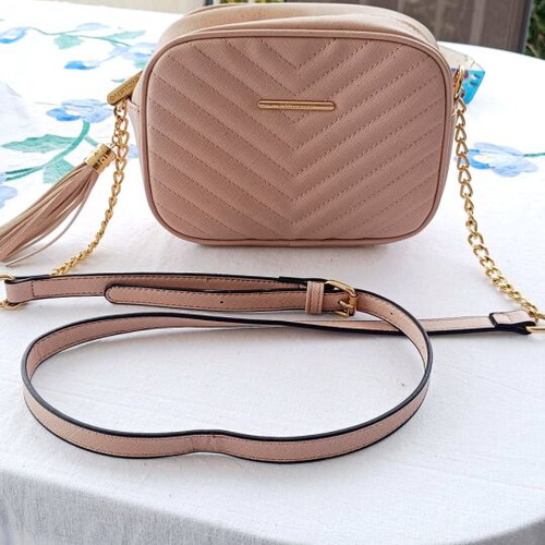 Medium shoulder bag like new, beige with adjustable strap