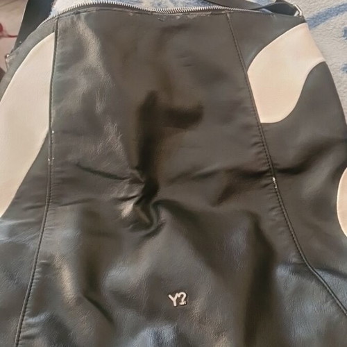 Y Not? shoulder bag black and white like new large