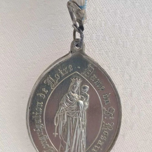 Religious silver medal 1864 used, Congrégation de Notre-Dame du Saint-Rosaire
