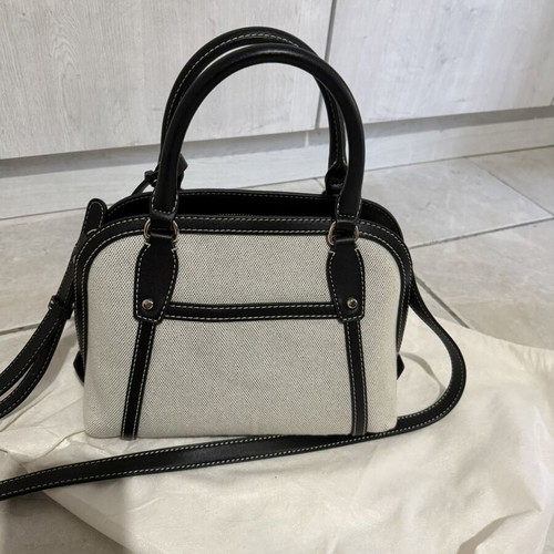 Guess handbag like new, gray and black