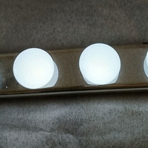 Quad LED lamps new, battery operated