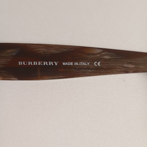 Burberry women's sunglasses like new, burgundy brown