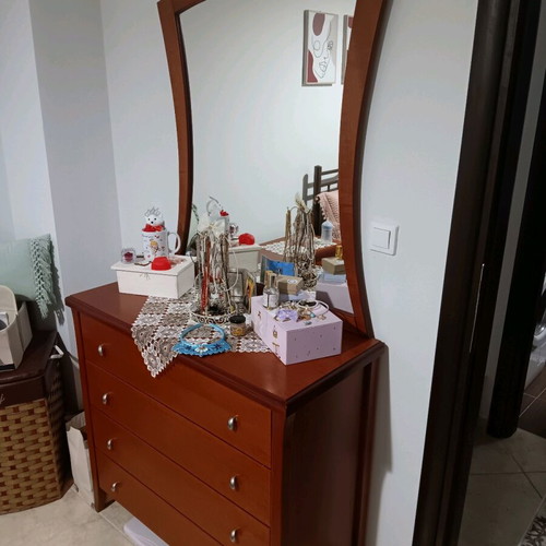 Dresser with mirror and 2 handmade nightstands like new