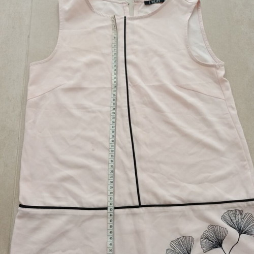 Incity pink sleeveless top used, size 42, small stain