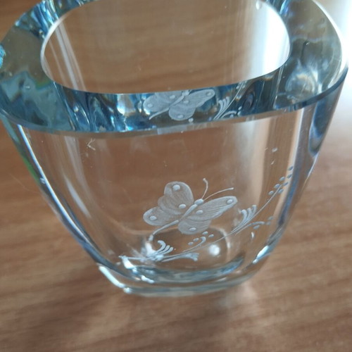 Crystal vase Strömbergshyttan with engraved design, like new