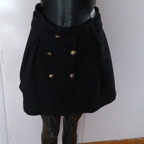 Wool skirt black like new, short, D&G, size M