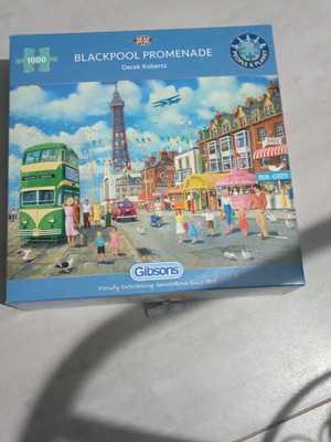 Puzzle 1000 pieces new, Blackpool Promenade