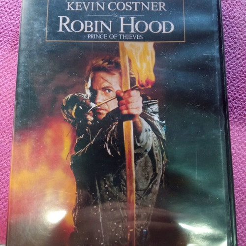 Robin Hood DVD like new, adventure romance