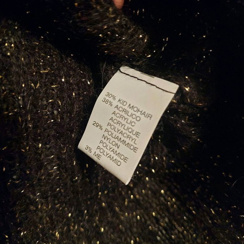 Long-sleeve blouse like new, black with gold details, size S