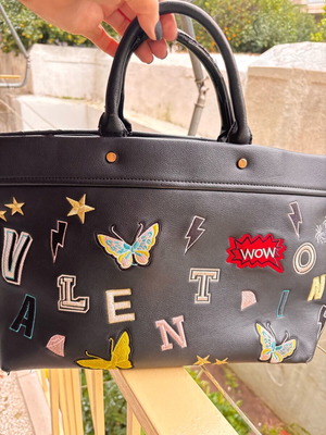 Women's handbag used, black with designs
