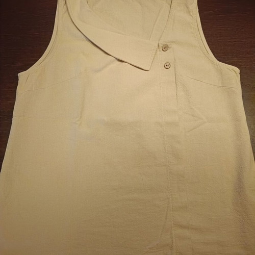 Beige T-shirt like new, size M