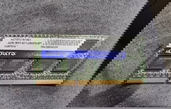 204-Pin SODIMM Adata AD73I1C1674EV - 4GB 1333Mhz PC3-10600S DDR3-1333 Laptop Memory Ram