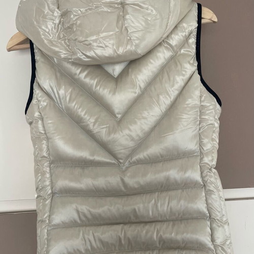 Calvin Klein women's down vest cream size small like new