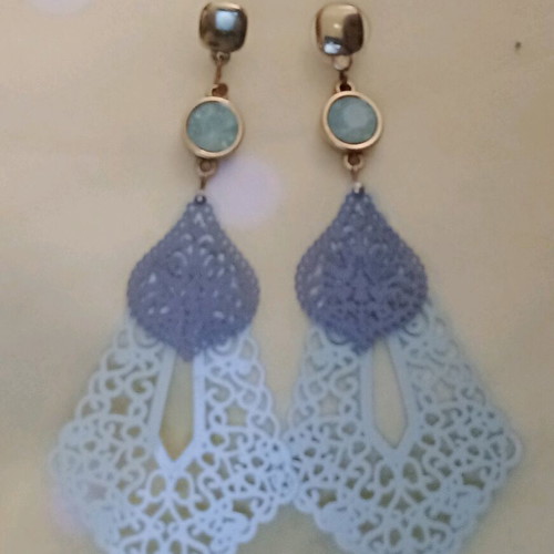Dangling earrings like new with shades of gray, mint, and gold