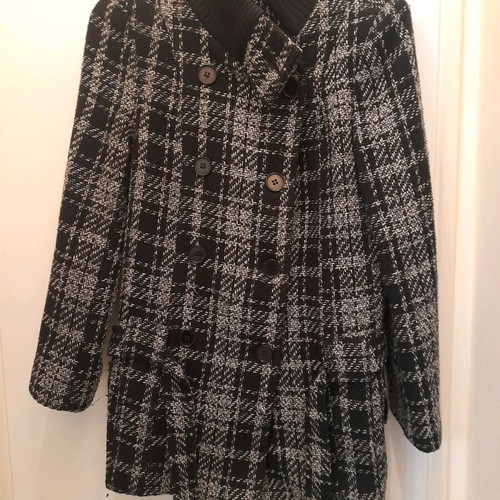 Anonima coat like new, size M, black and gray