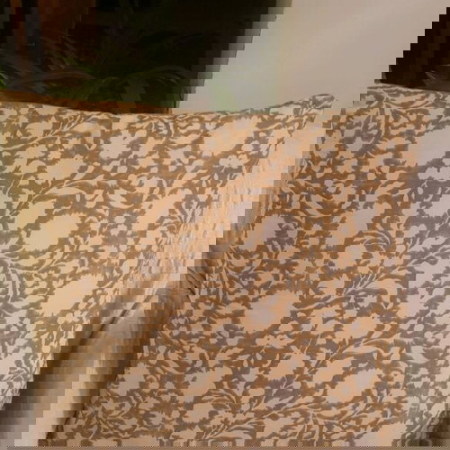 Μεγάλο διακοσμητικό μαξιλάρι καινούργιο βελούδινο λάδομουσταρδι 60x58 Coin Casa