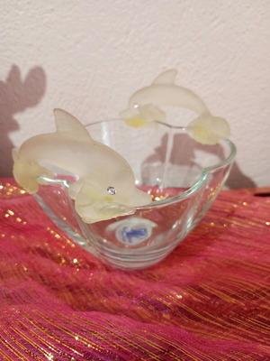 Glass bowl with dolphins new, made in Italy