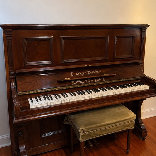 Piano like new condition
