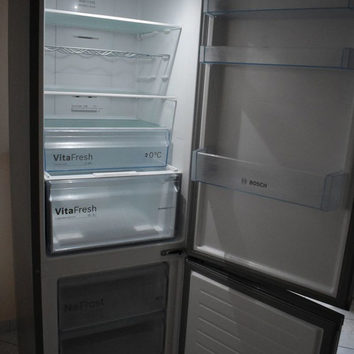 Ψυγειοκαταψύκτης Bosch KGN 36VLDE inox μεταχειρισμένος