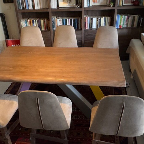 Solid Wood Dining Table like new with solid metal legs