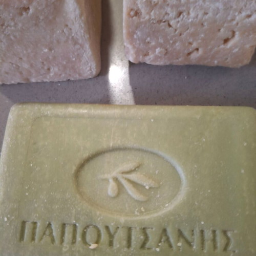 Φυσικά σαπούνια, πακέτο 3 τεμάχια, καινούργια