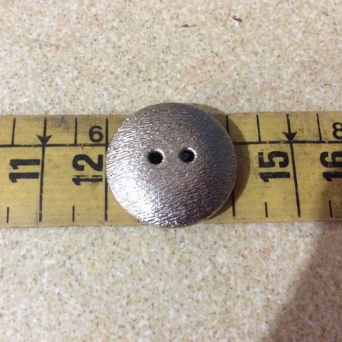 Plastic buttons pack of 8 like new, silver, 2 cm diameter
