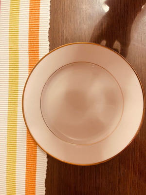 Serving plates new, pack of 12, white with gold trim