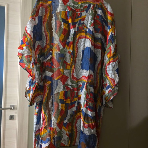 Kimono multicolor like new, loose fit, ideal for summer