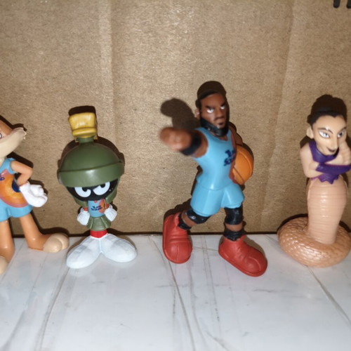 Looney Tunes Space Jam figures used