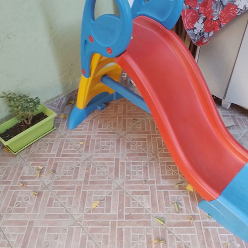 Children's slide, easy to assemble