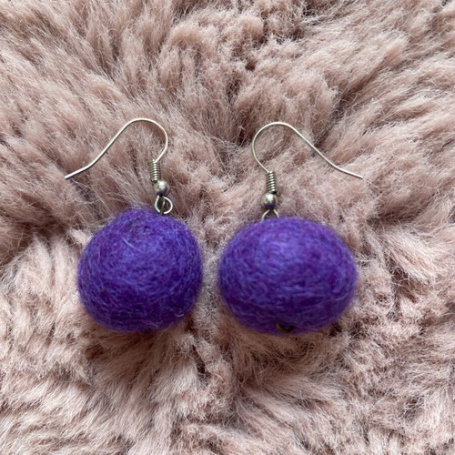 Earrings new purple wool set
