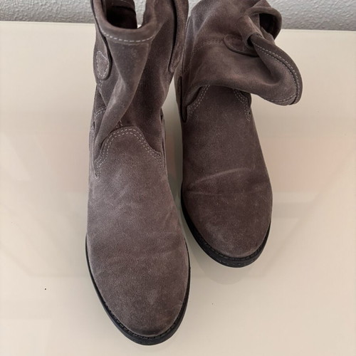 Suede ankle boots slouchy taupe size 38 like new