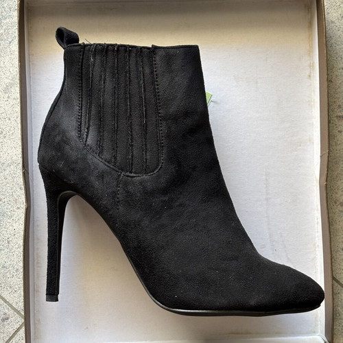 Chelsea boots high heel suede size 40 like new
