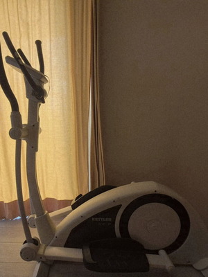 Kettler Rivo P elliptical machine, very good condition