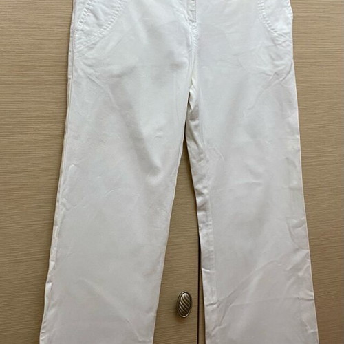 H&M white pants like new, size 36, soft denim