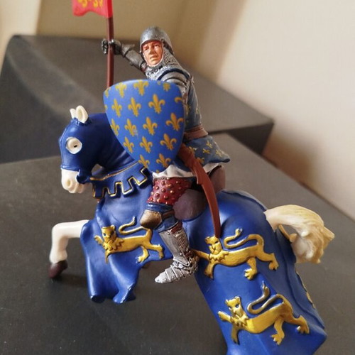 Papo King Richard's Blue Horse with Knight Rider like new