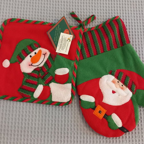 Christmas set oven mitt and pot holder new