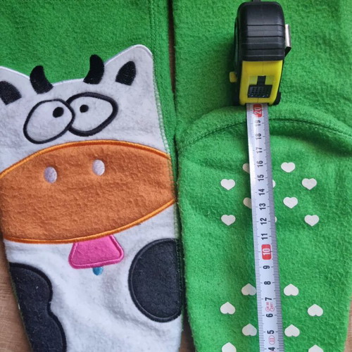 Children's Slipper Socks Size 30-33 Cow Pattern Like New