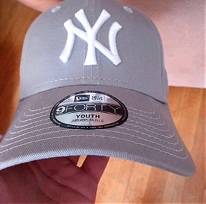 New era καπέλο σε χρώμα Γκρι.