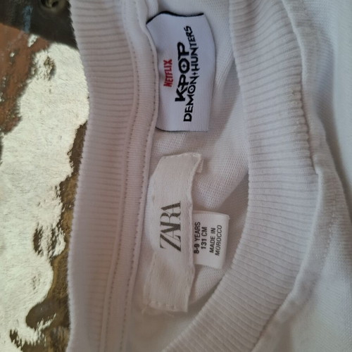 K Pop Demon Hunters T-Shirt Zara like new, white, size 128 cm, age 8-9