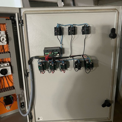 Control panel used for large freezer room