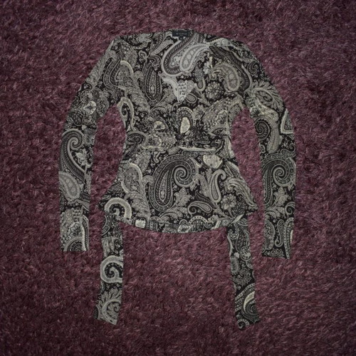 Etro Paisley Print blouse with V-neck like new, size 40