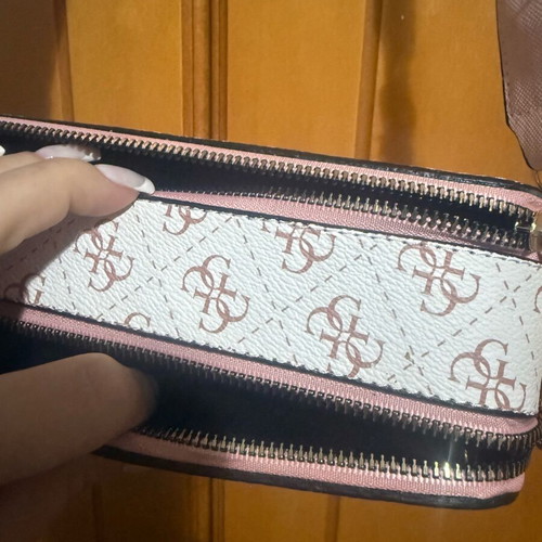 Crossbody bag like new, white pink